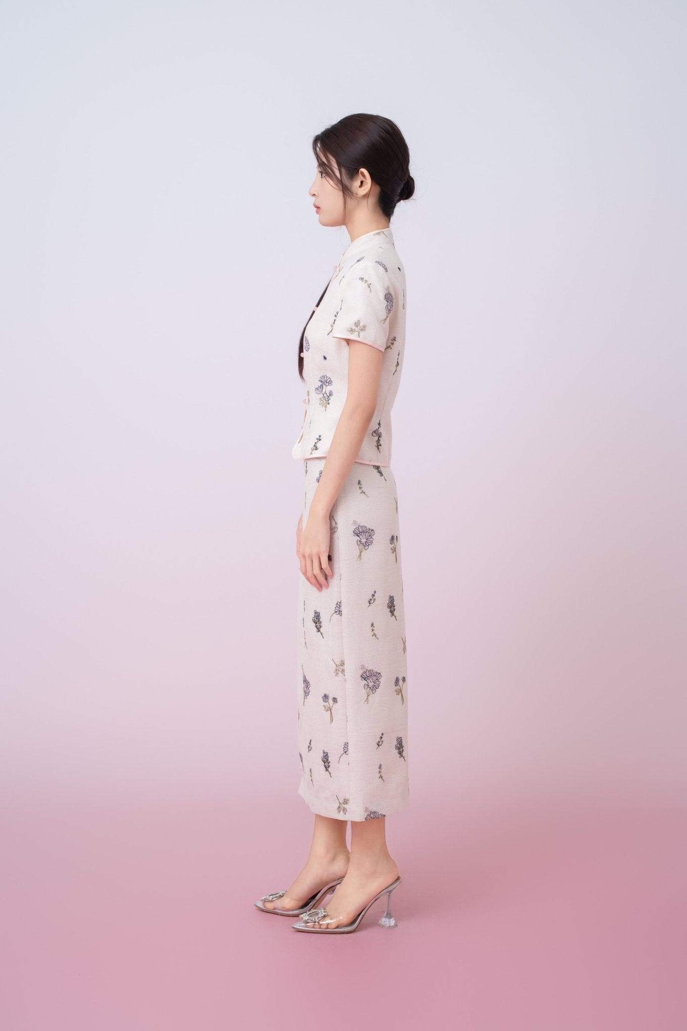 Kamari Soft Pink With Black Floral Embroidered Mandarin Collar Top - Nimisski