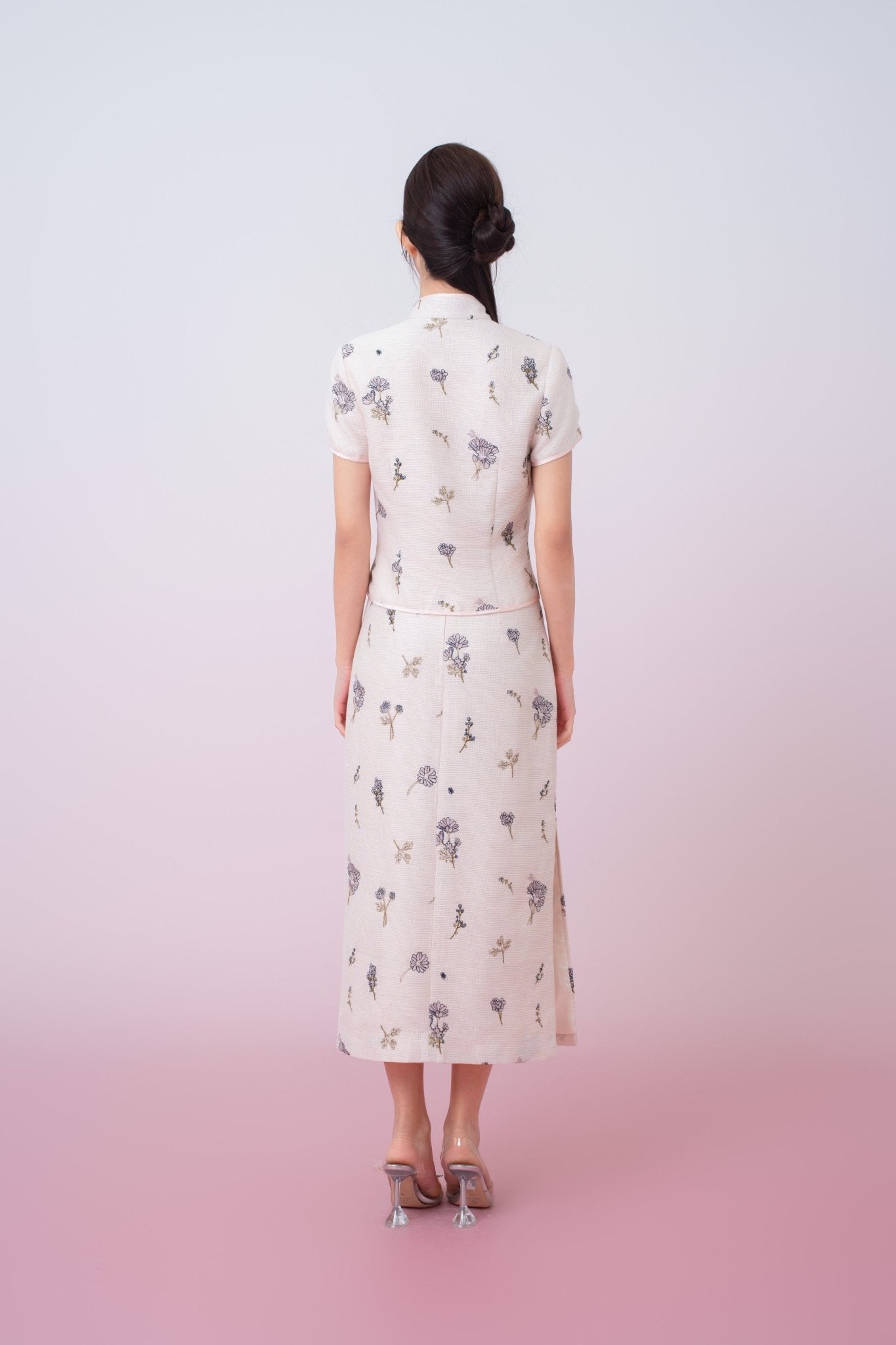 Kamari Soft Pink With Black Floral Embroidered Mandarin Collar Top - Nimisski