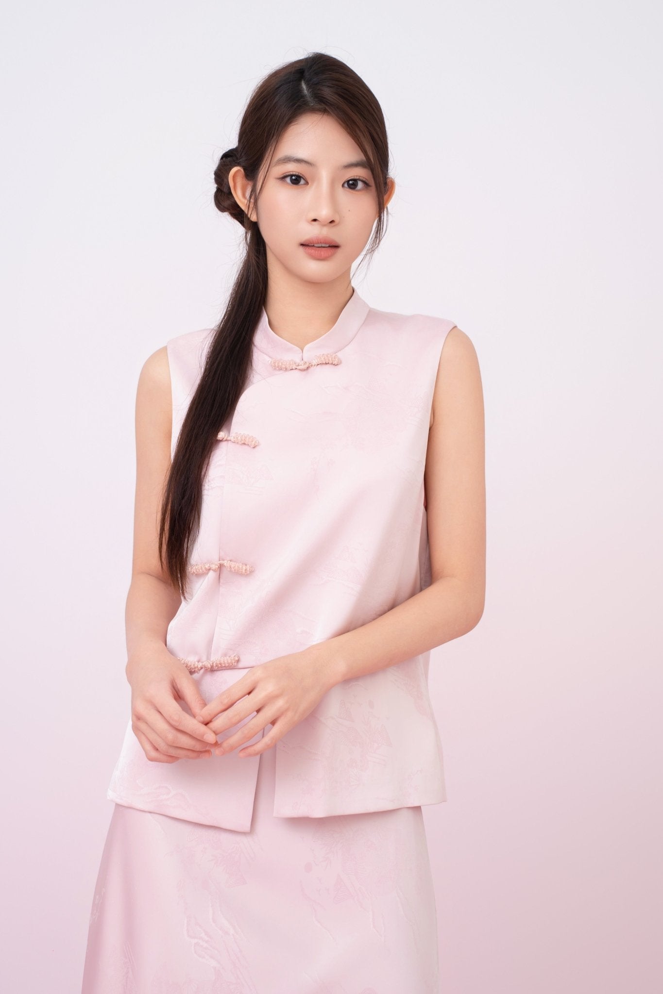 Kiyomi Light Pink Jacquard Sleeveless Mandarin Collar Top - Nimisski