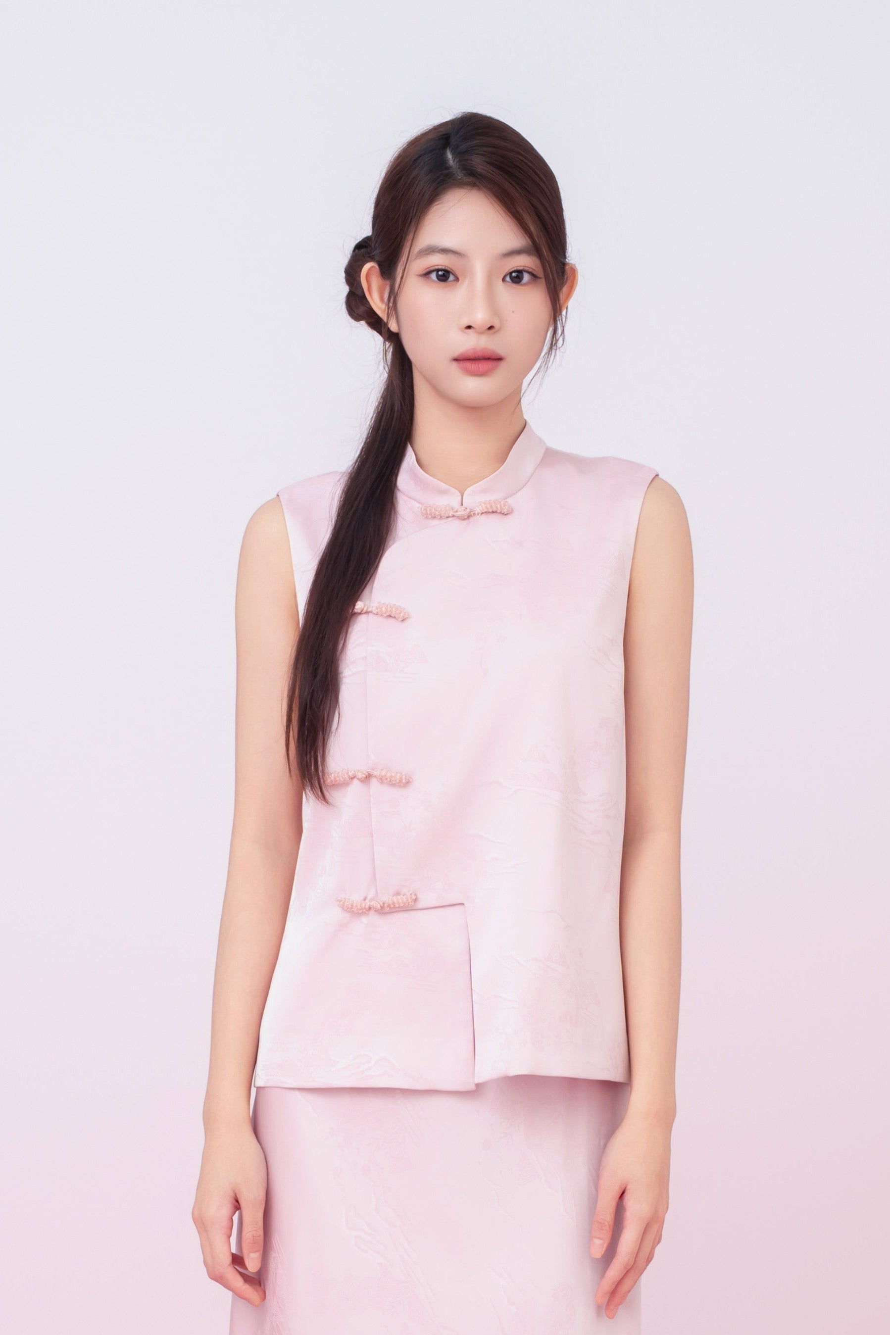 Kiyomi Light Pink Jacquard Sleeveless Mandarin Collar Top