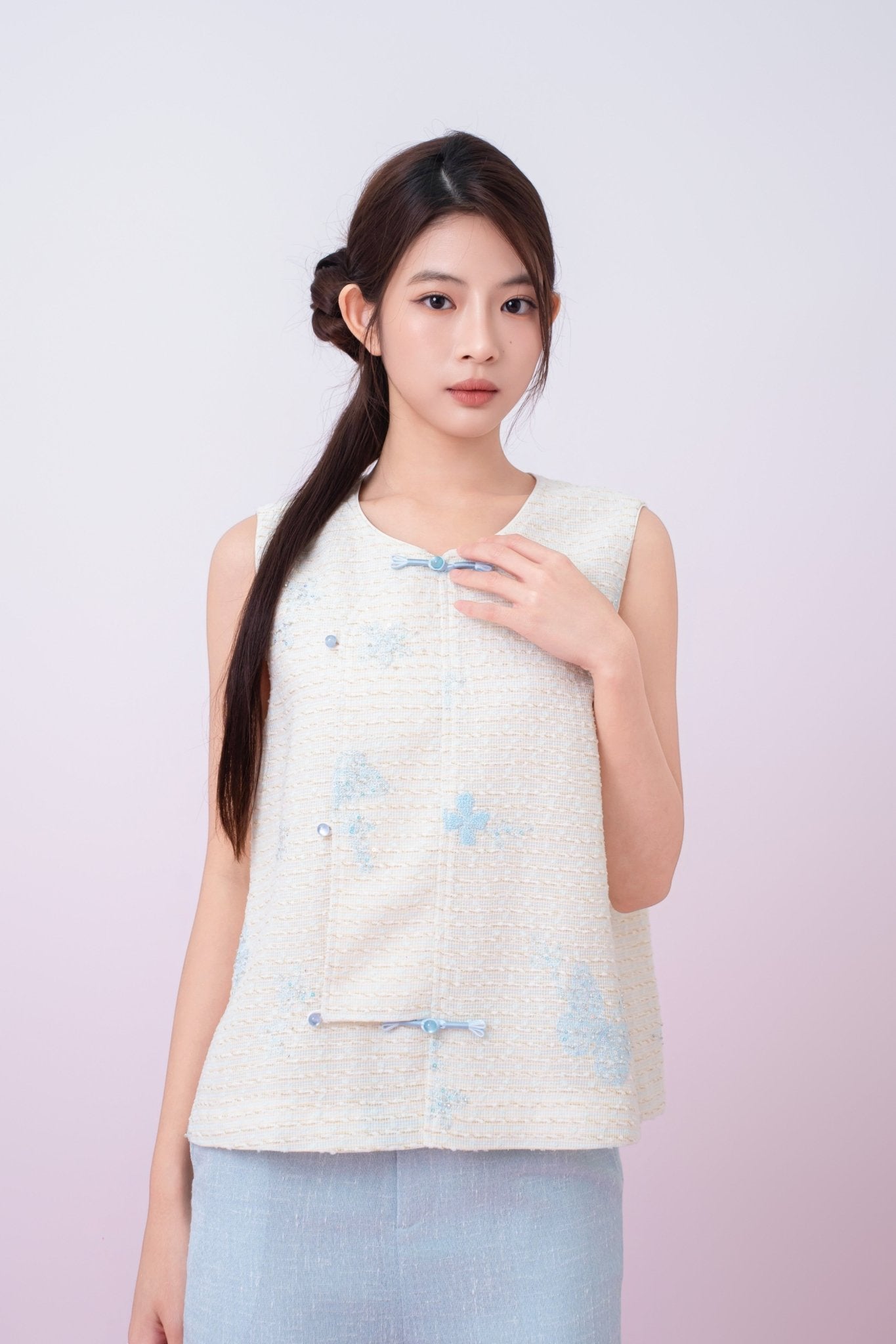 Kinley Cream Tweed With Butterfly Embroidery Vest Top - Nimisski
