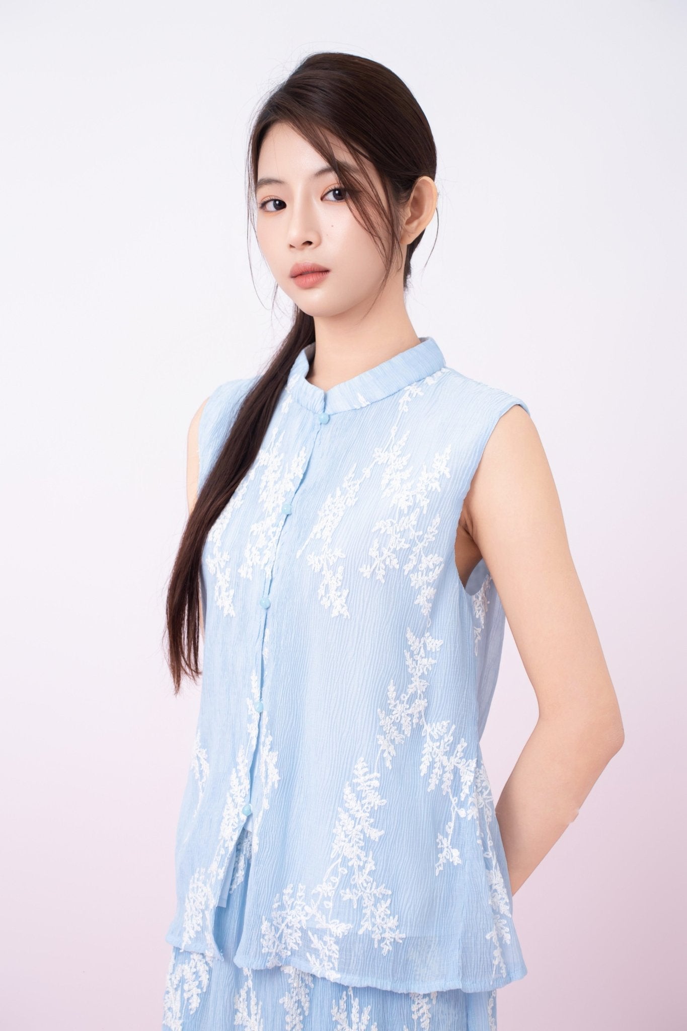Kyla Light Blue With White Floral Mandarin Collar Top - Nimisski