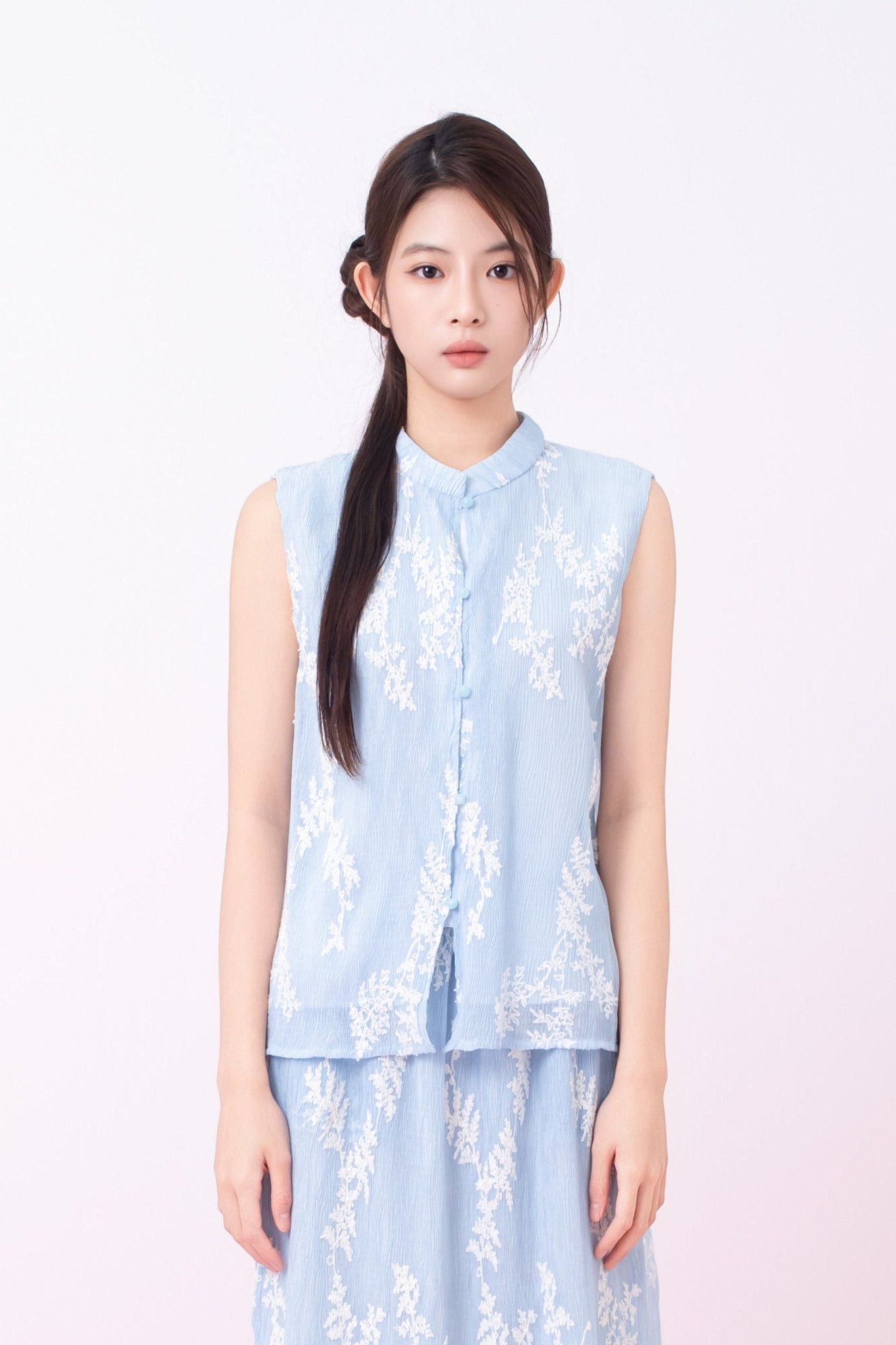 Kyla Light Blue With White Floral Mandarin Collar Top - Nimisski