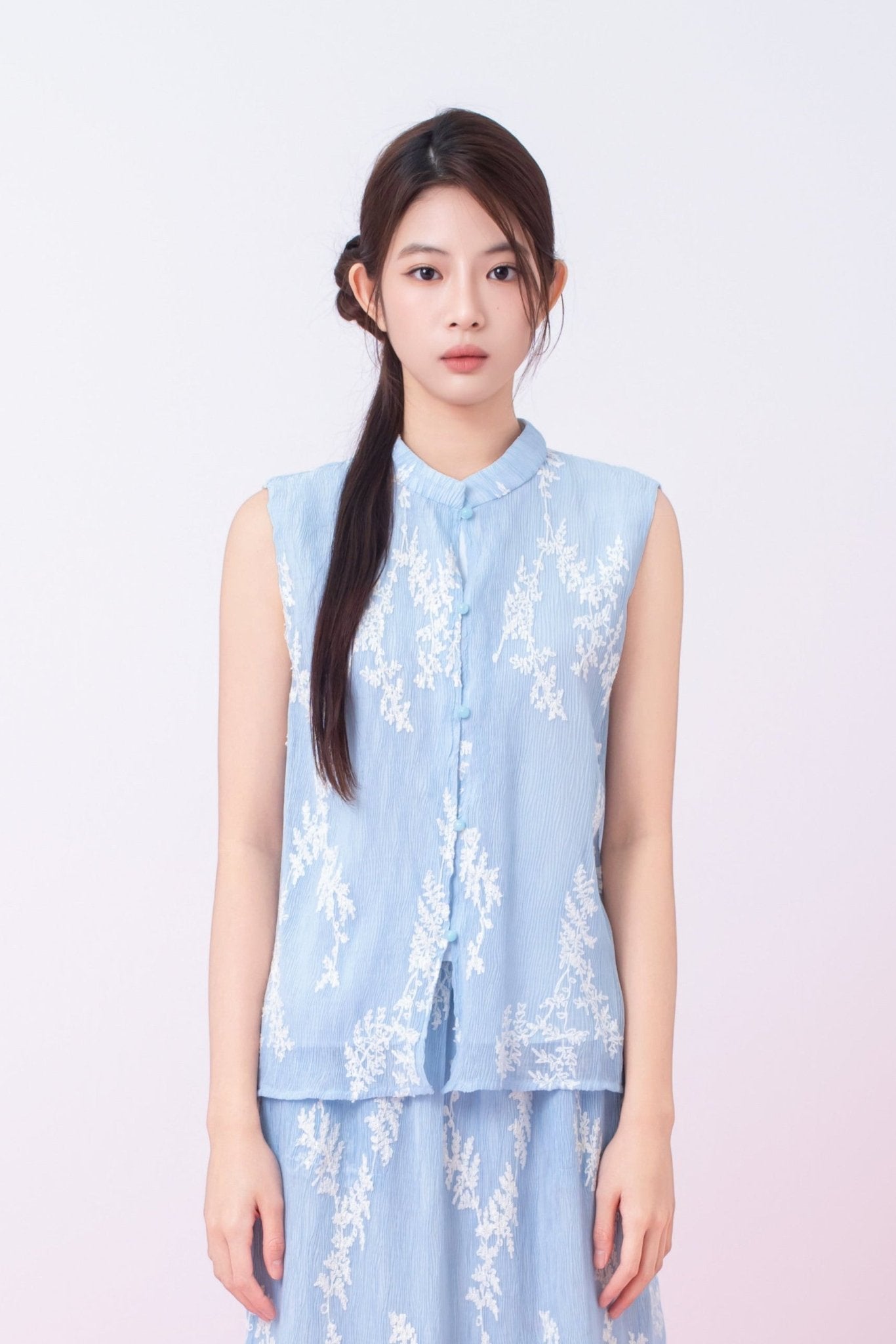 Kyla Light Blue With White Floral Mandarin Collar Top - Nimisski