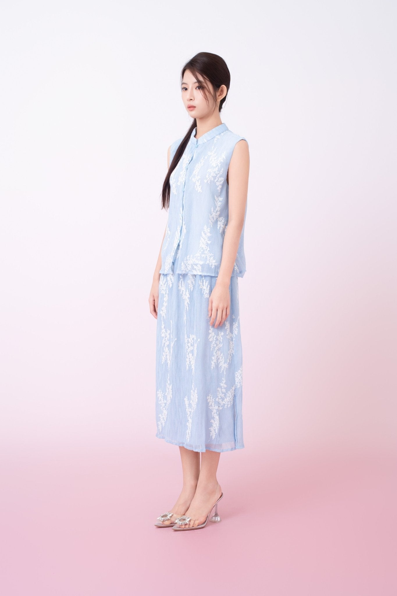 Kyla Light Blue With White Floral Midi Skirt - Nimisski