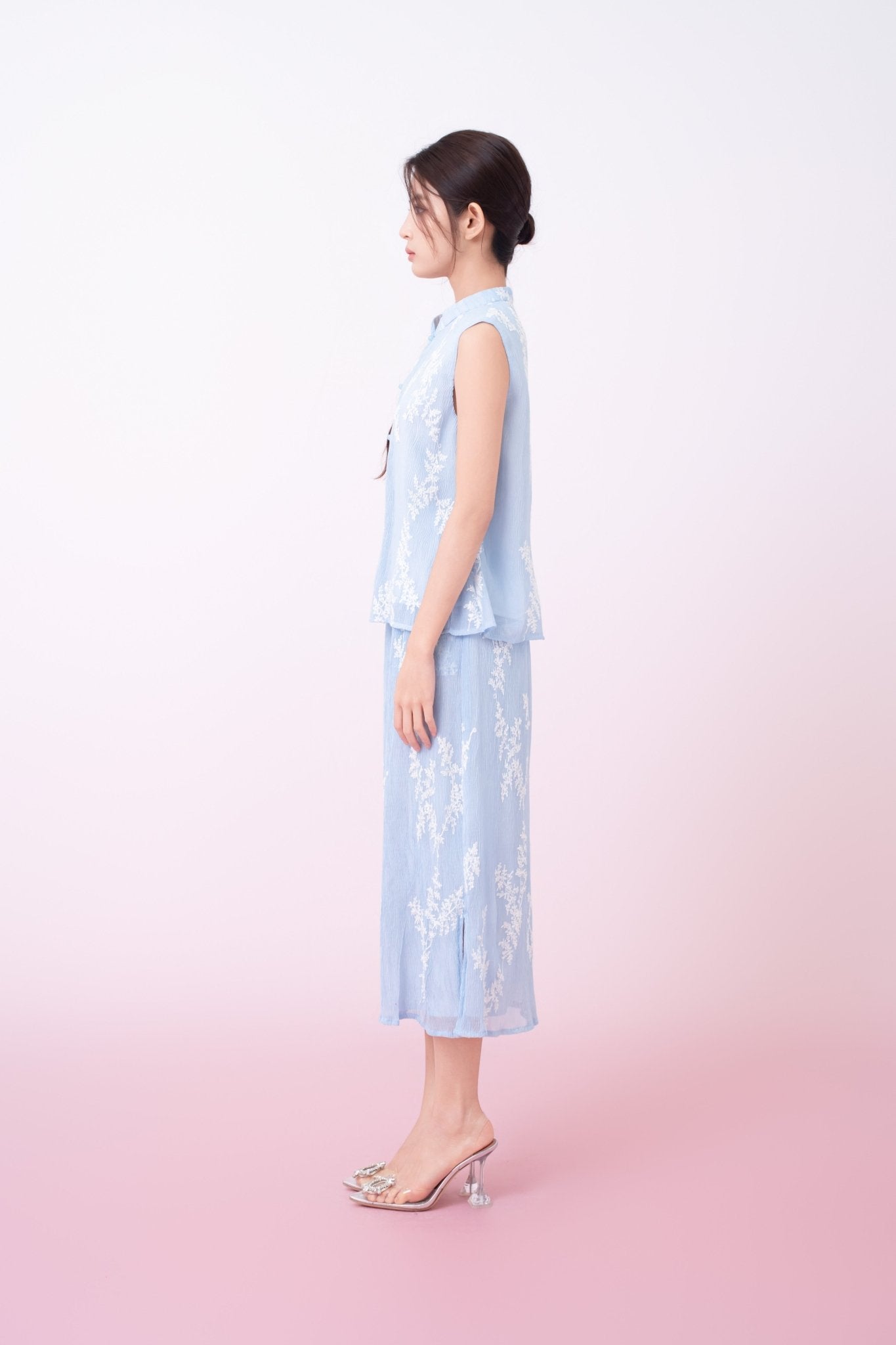 Kyla Light Blue With White Floral Mandarin Collar Top - Nimisski