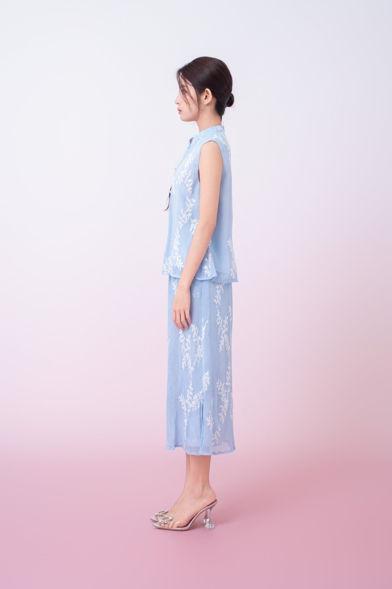 Kyla Light Blue With White Floral Mandarin Collar Top - Nimisski