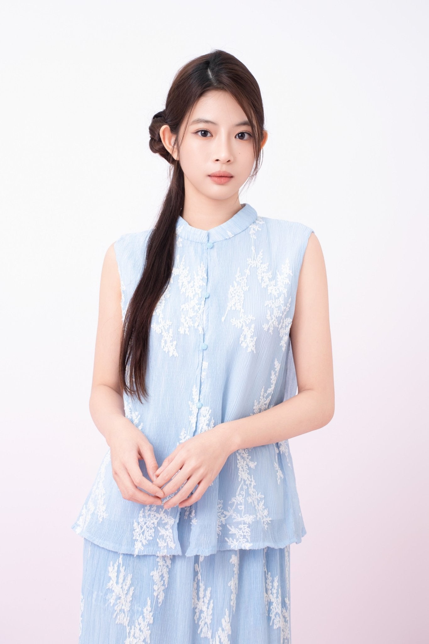 Kyla Light Blue With White Floral Mandarin Collar Top - Nimisski