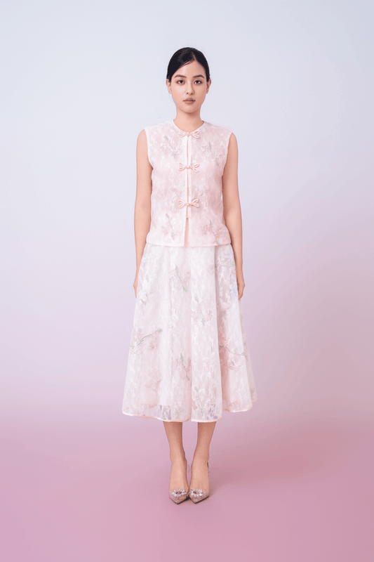 Kiera Light Pink Floral Embroidery Cheongsam Top - Nimisski