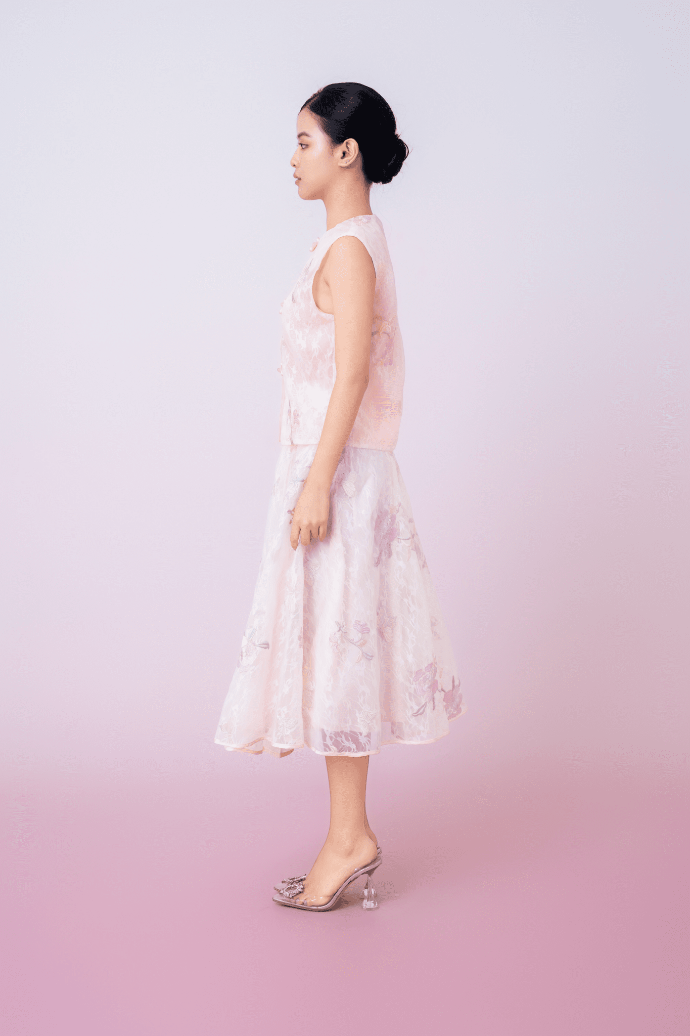 Kiera Light Pink Floral Embroidery A - Line Skirt - Nimisski