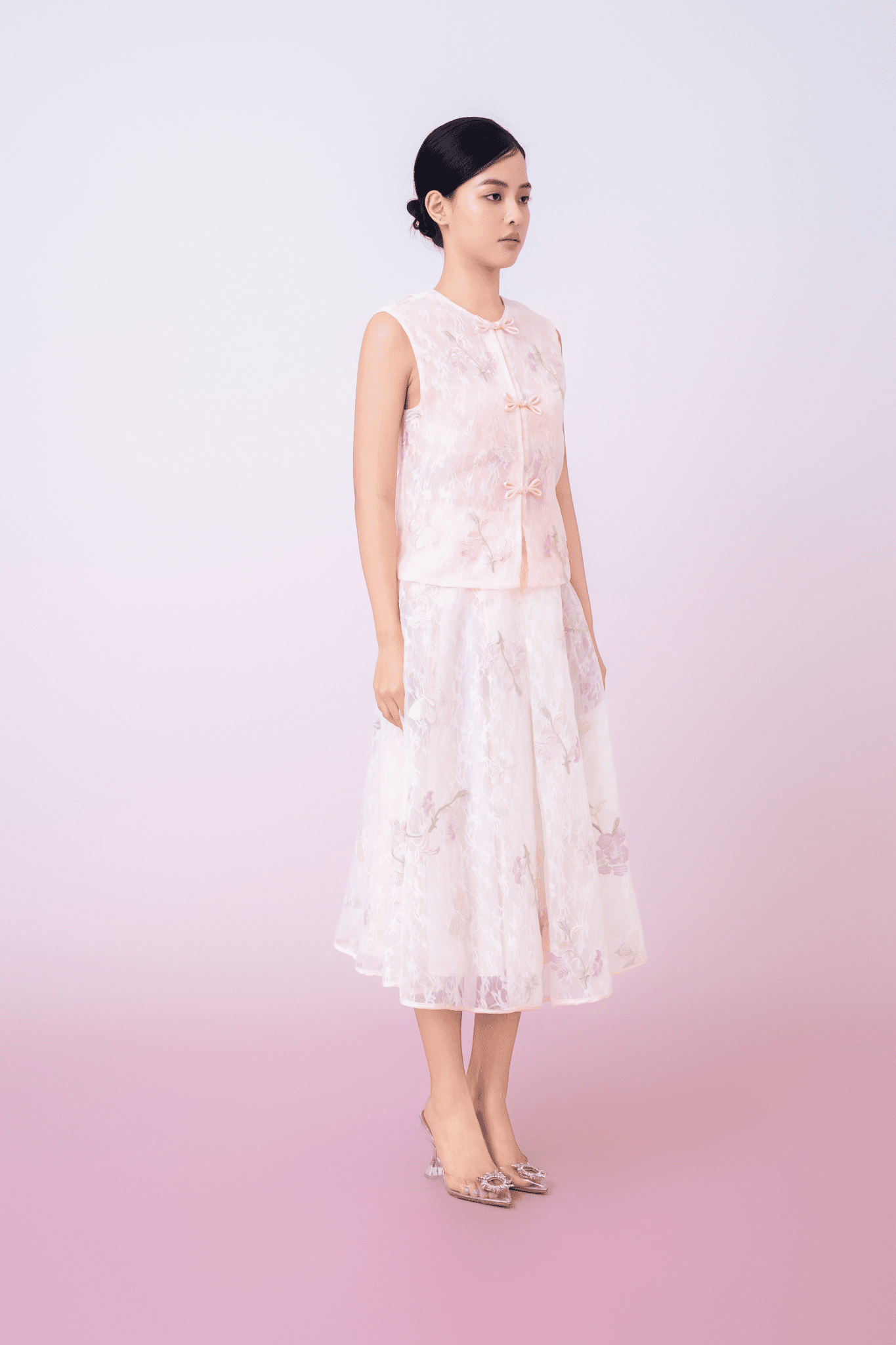 Kiera Light Pink Floral Embroidery A - Line Skirt - Nimisski