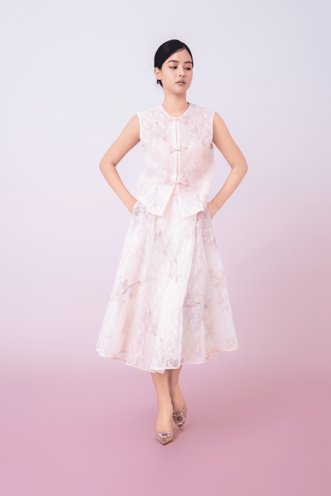 Kiera Light Pink Floral Embroidery A - Line Skirt - Nimisski