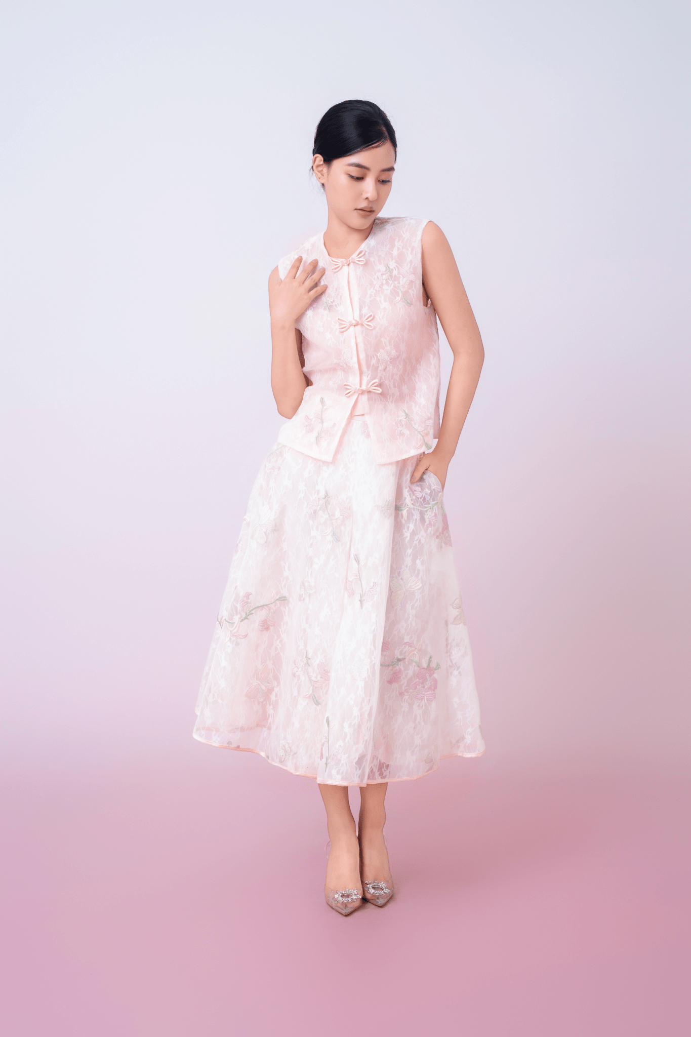 Kiera Light Pink Floral Embroidery A - Line Skirt - Nimisski