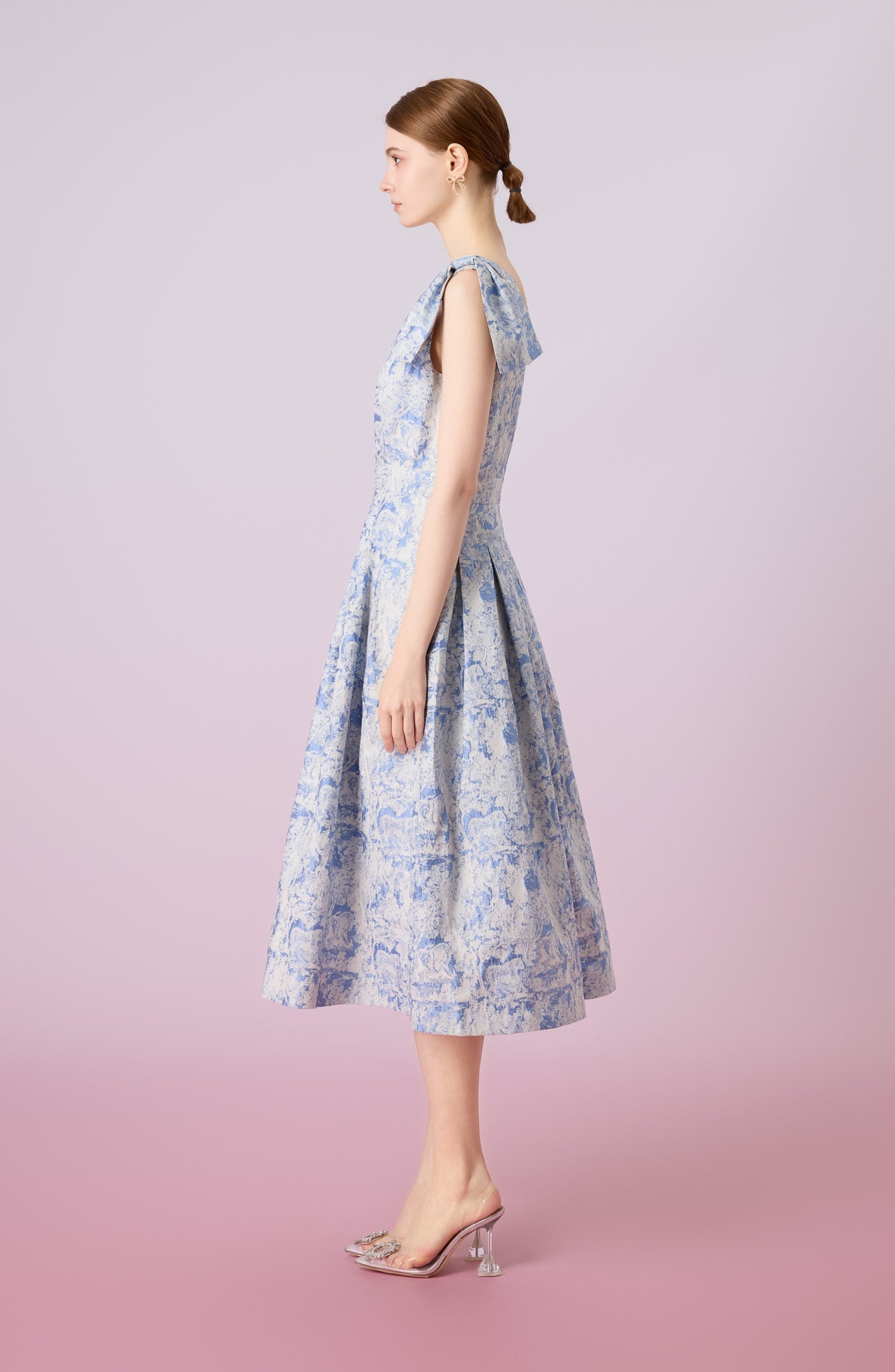 Gwenn White Animal Print In Blue Dress