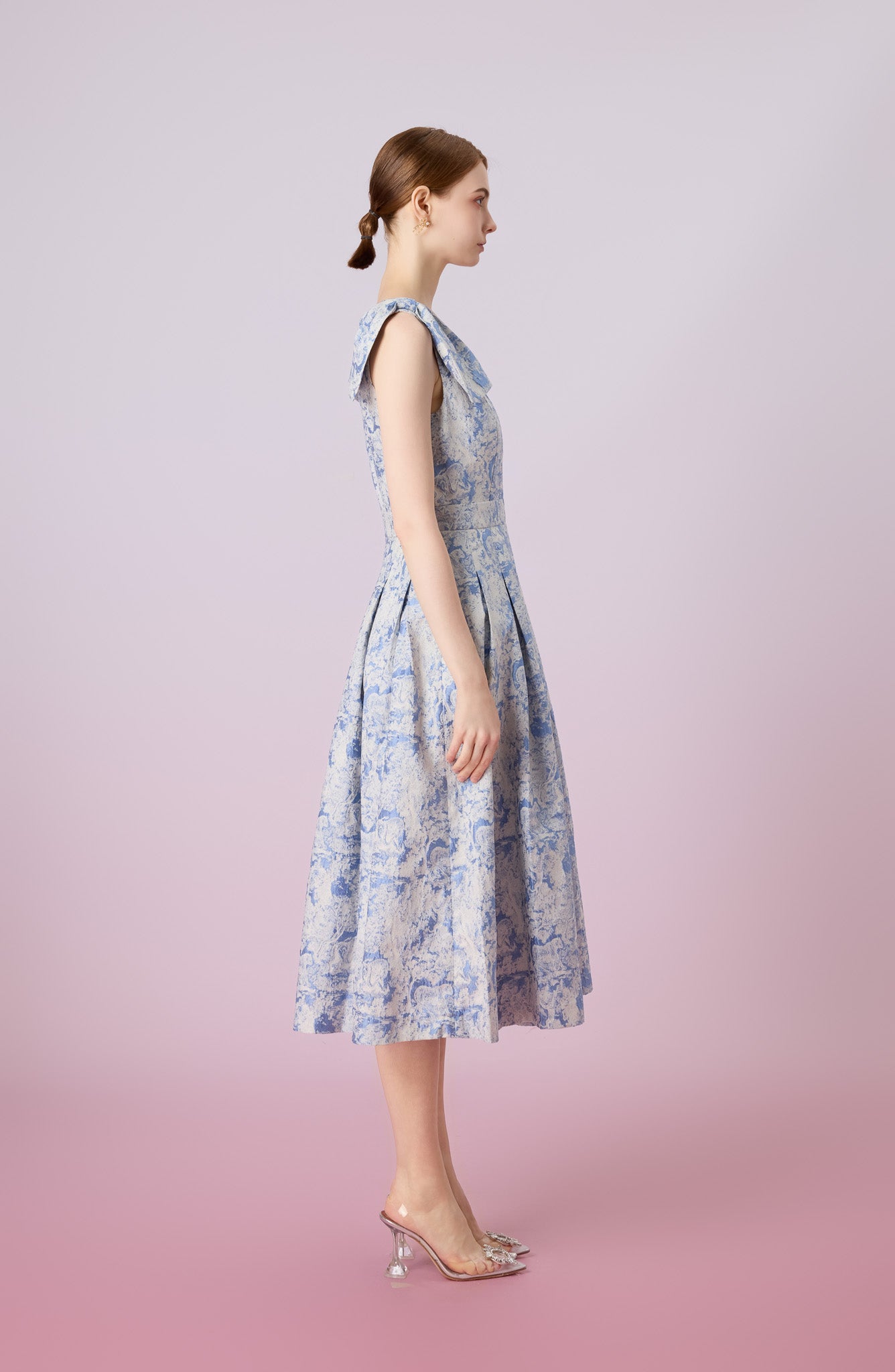 Gwenn White Animal Print In Blue Dress