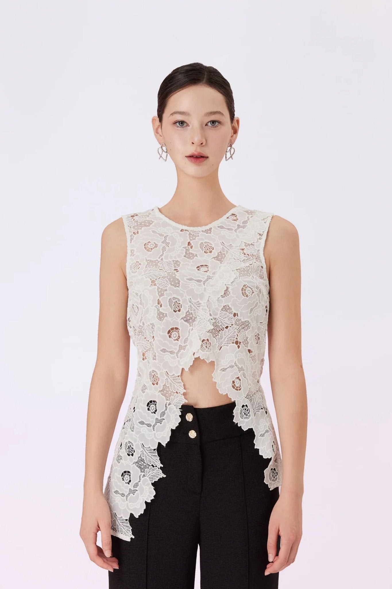 Gena White Rose Lace Sleeveless Top - Nimisski