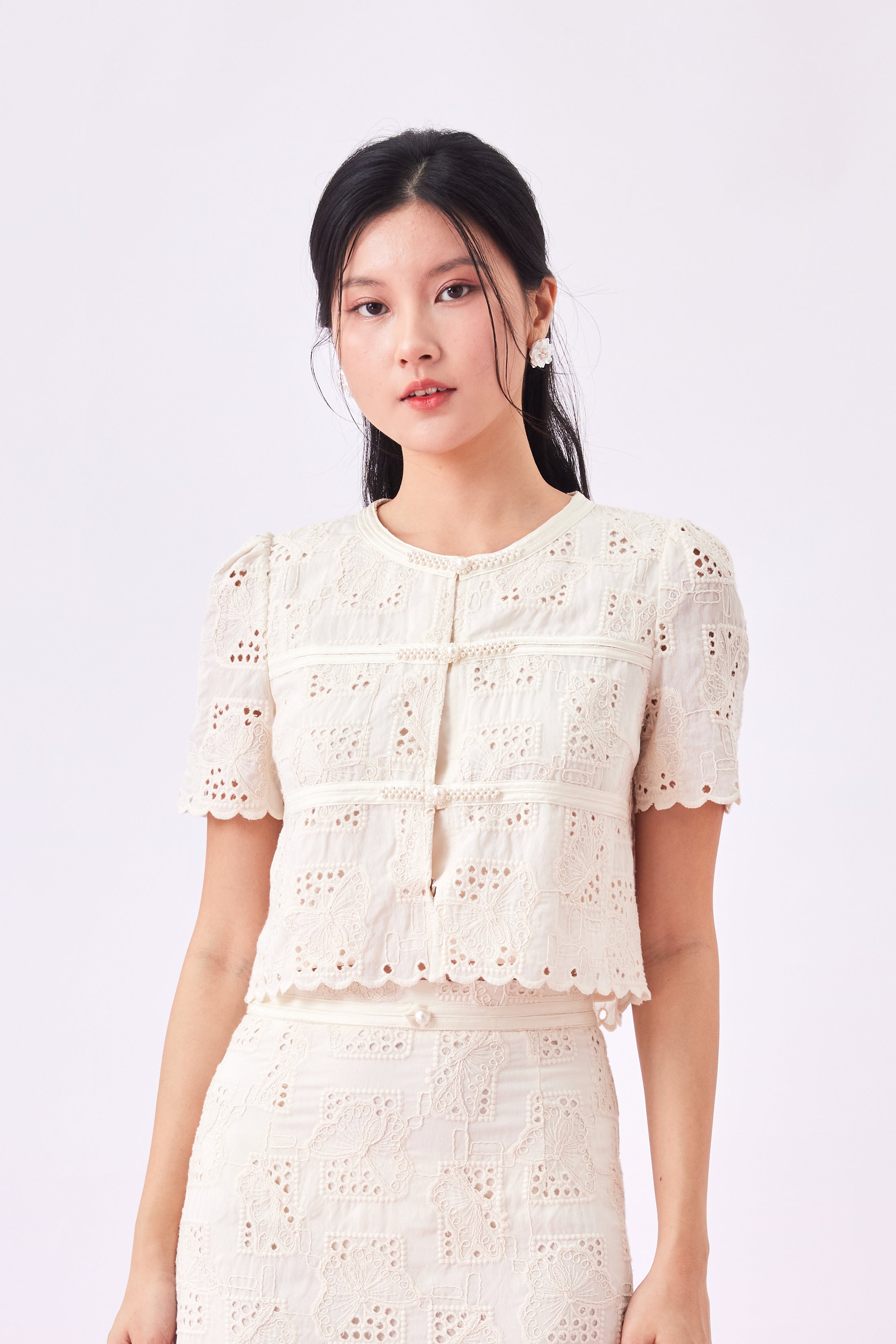 Giliana Cream Lace Pearl Knot Top