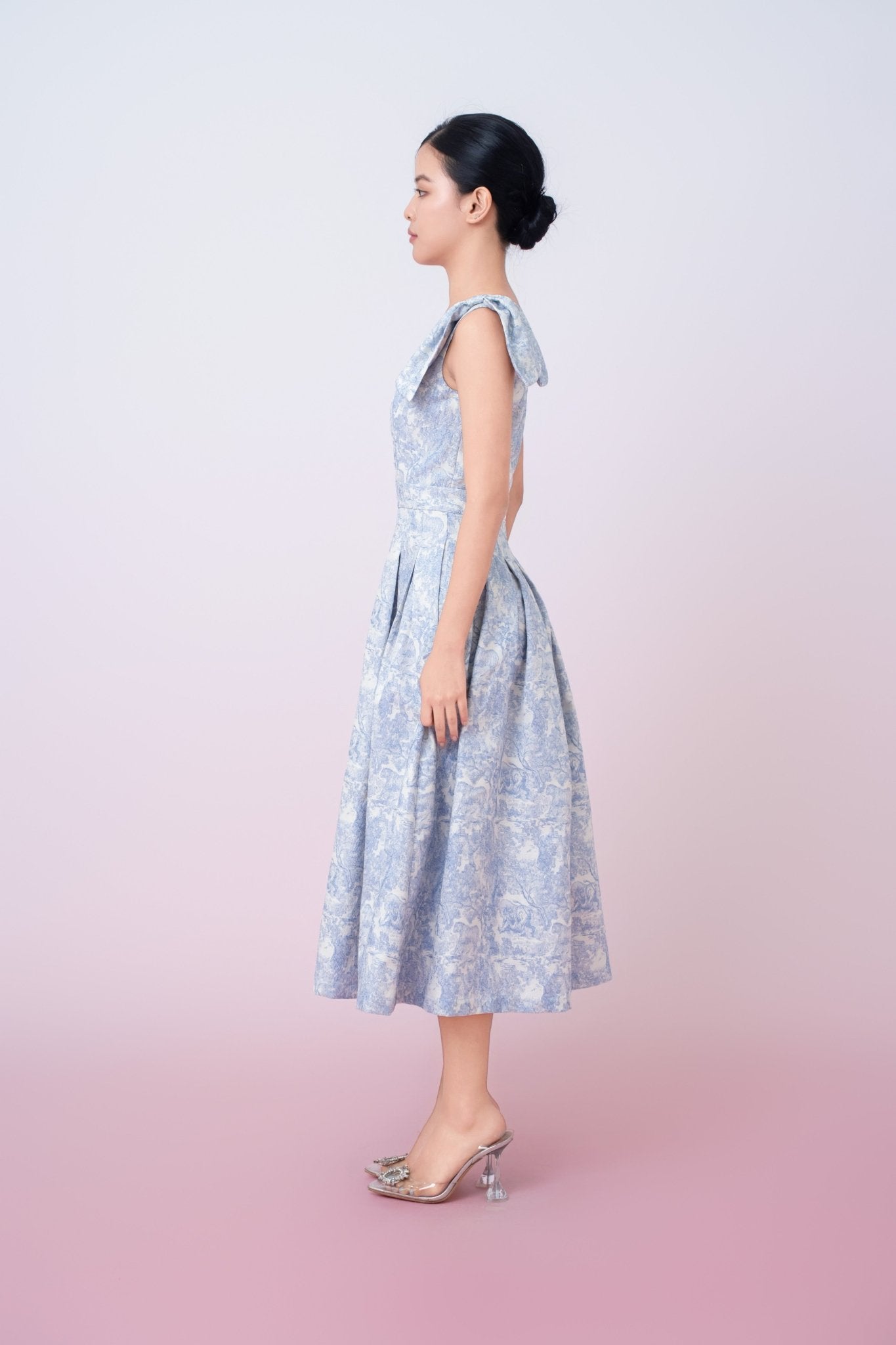 Gwenn Blue Animal Print In White Dress - Nimisski