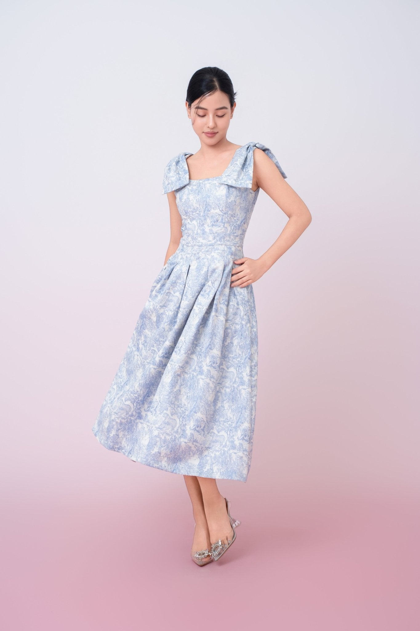 Gwenn Blue Animal Print In White Dress - Nimisski