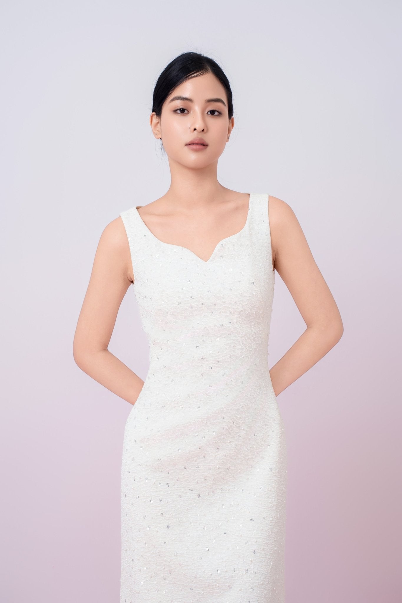 Joely Cream Embellished Shealth Dress - Nimisski