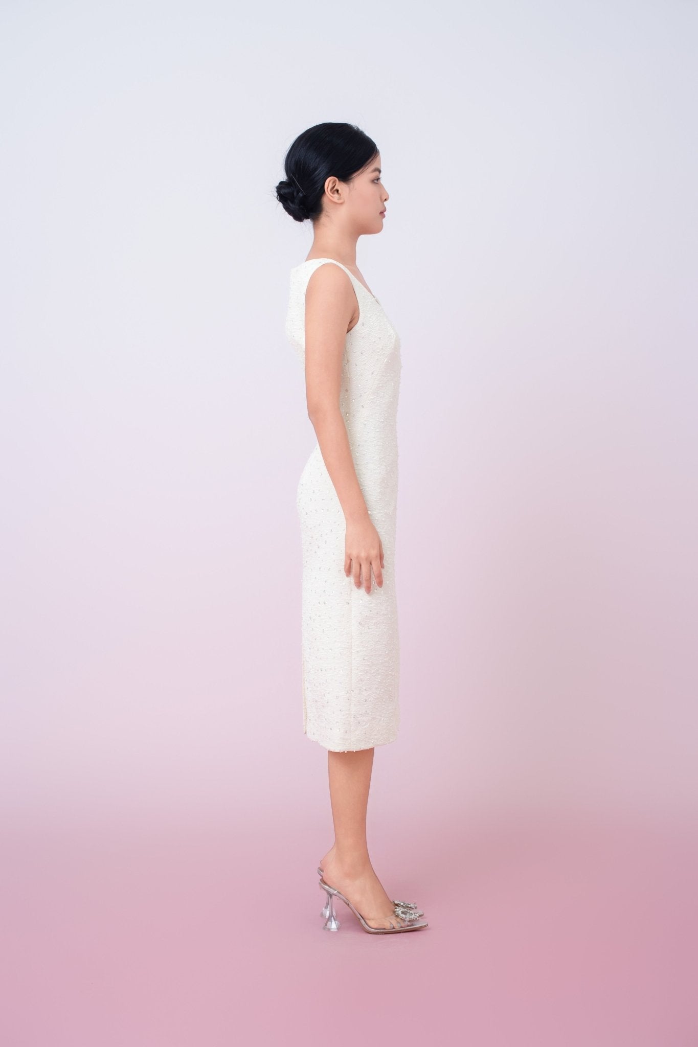 Joely Cream Embellished Shealth Dress - Nimisski