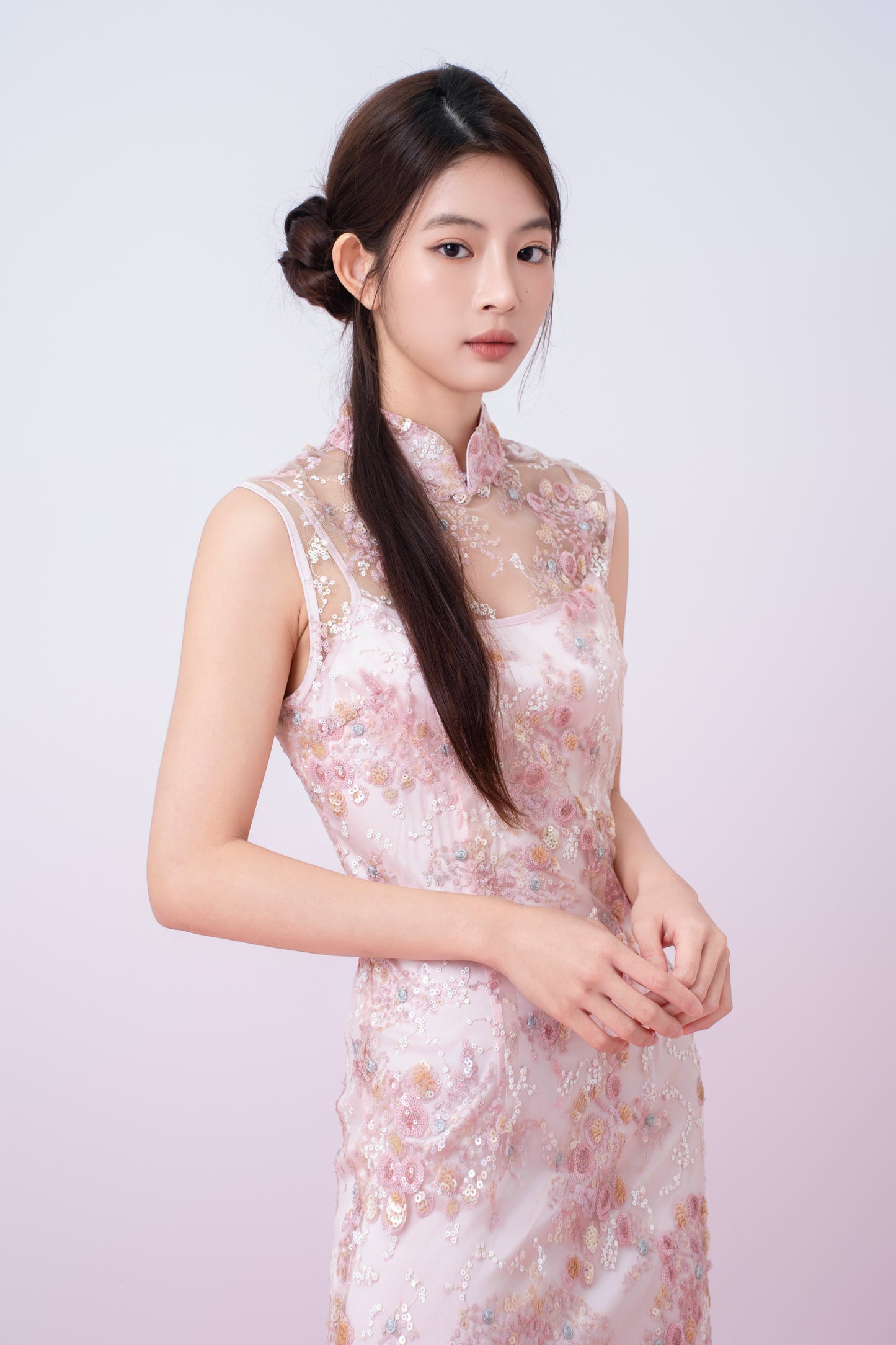 Kimber Light Pink Floral Sequins Sleeveless Cheongsam Dress