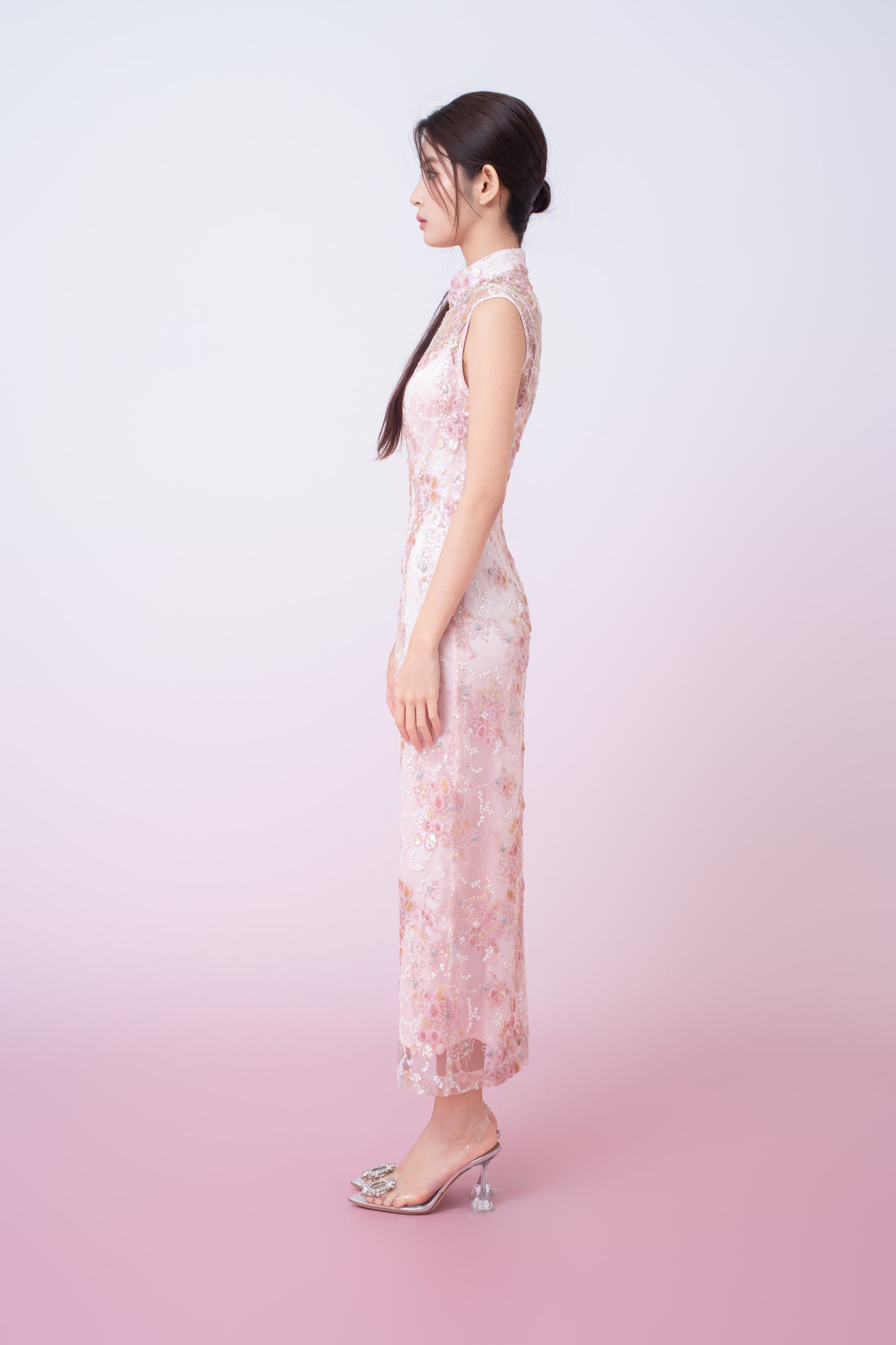 Kimber Light Pink Floral Sequins Sleeveless Cheongsam Dress