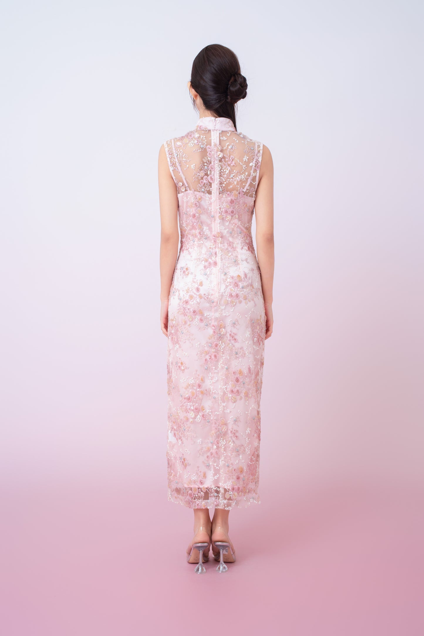 Kimber Light Pink Floral Sequins Sleeveless Cheongsam Dress