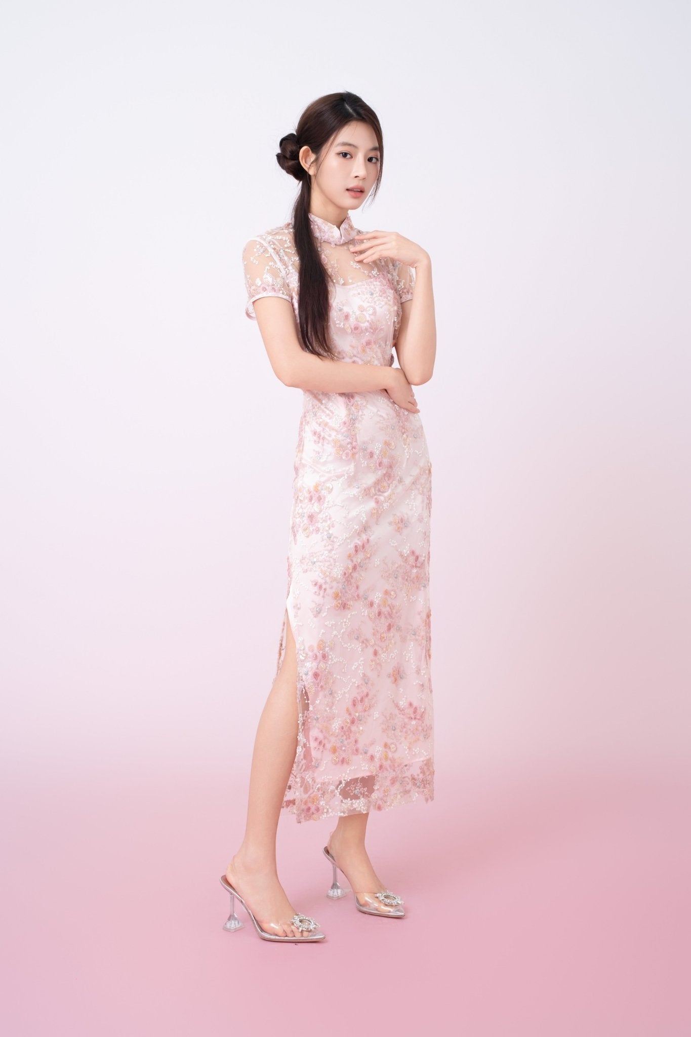 Kimber Light Pink Floral Sequins Cheongsam Dress - Nimisski