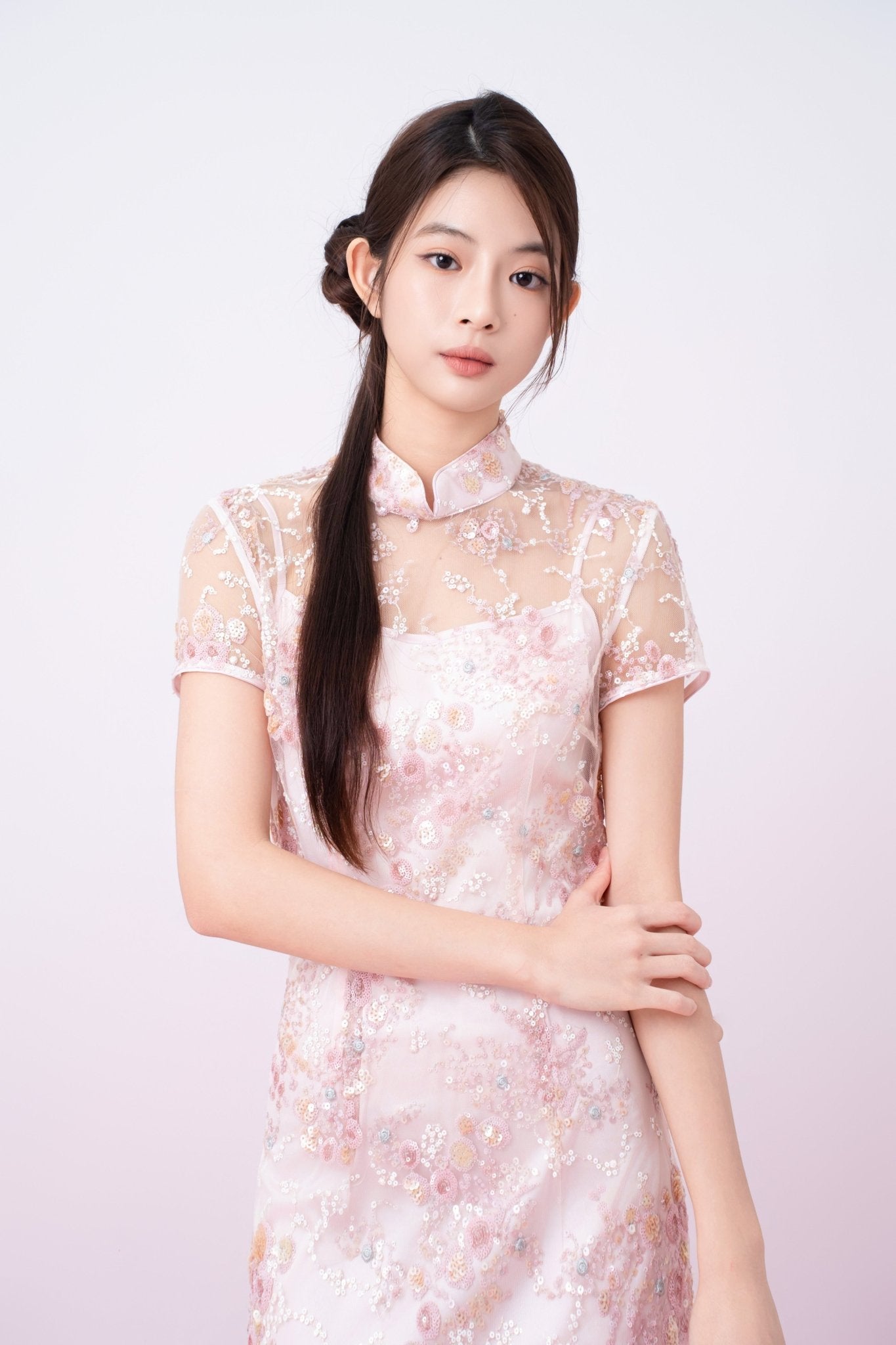 Kimber Light Pink Floral Sequins Cheongsam Dress - Nimisski