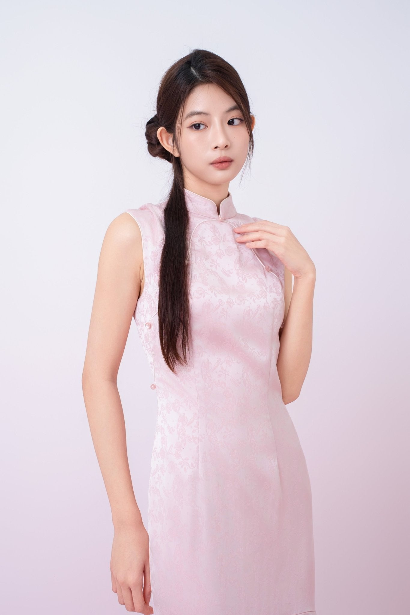 Kynlee Pink Jacquard Mandarin Collar Mermaid Cheongsam Dress - Nimisski
