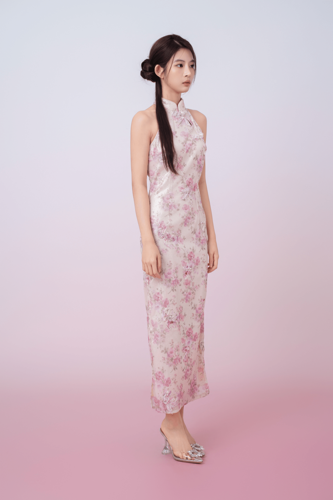 Kimora Cream Floral Sequined Halter Neck Cheongsam Dress - Nimisski