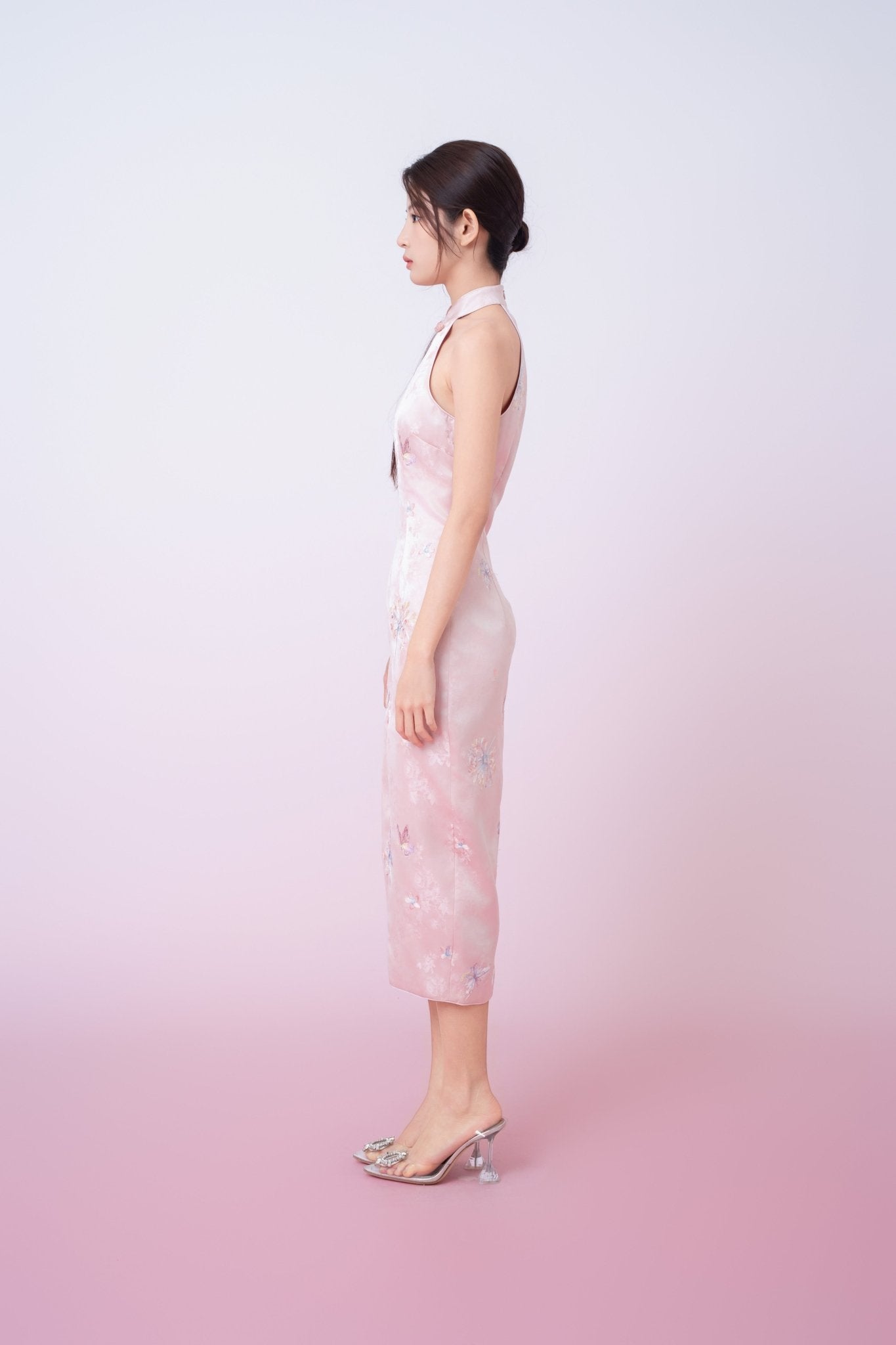 Kaliyah Pink Jacquard With Front Slit Halter Neck Cheongsam Dress - Nimisski