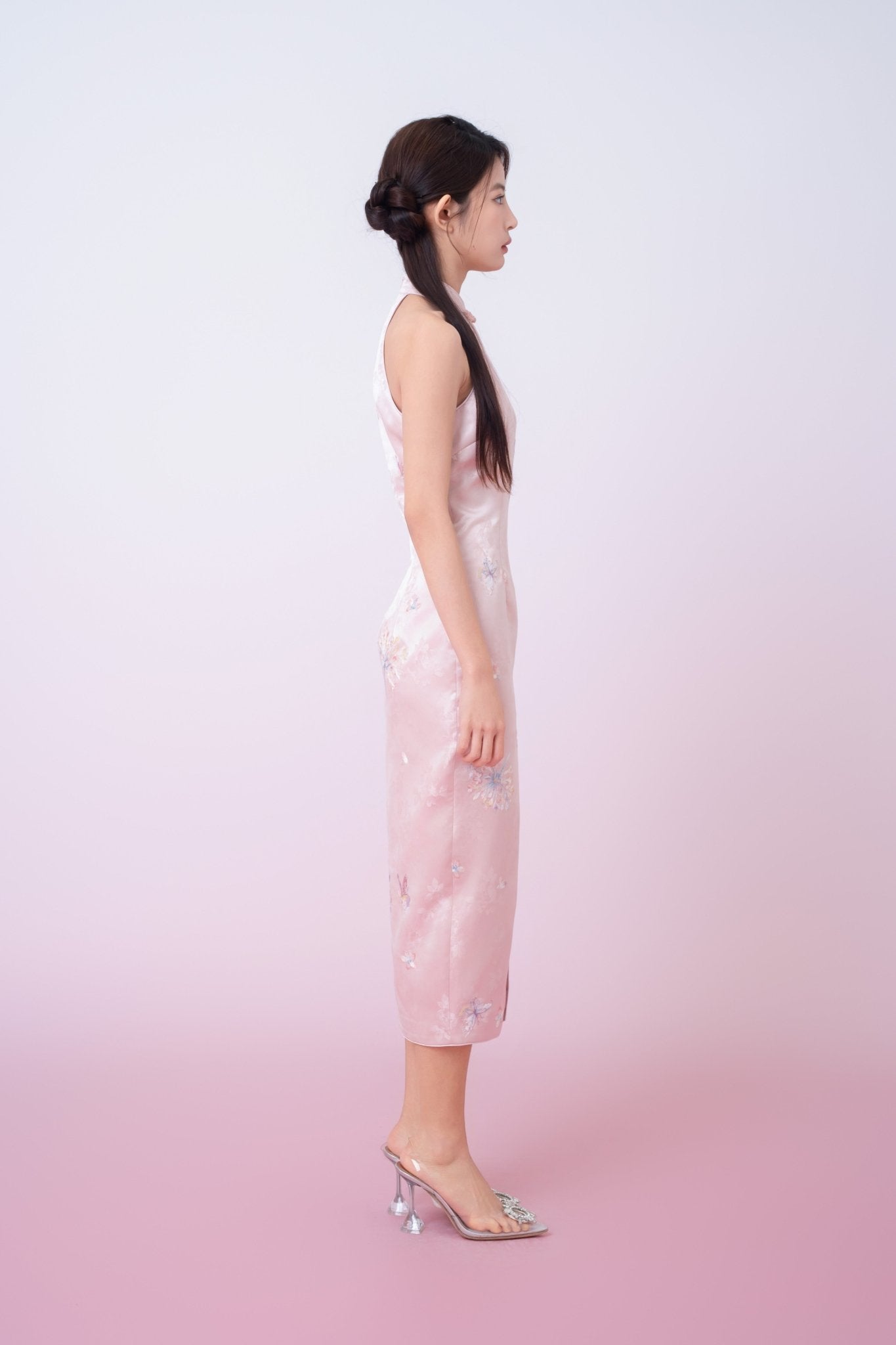 Kaliyah Pink Jacquard With Front Slit Halter Neck Cheongsam Dress - Nimisski