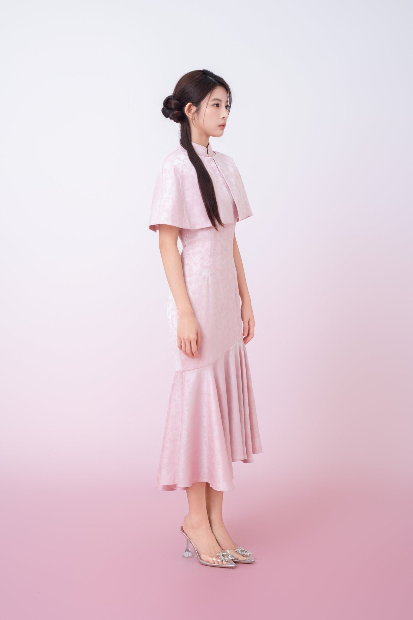 Kynlee Pink Jacquard Cape - Nimisski