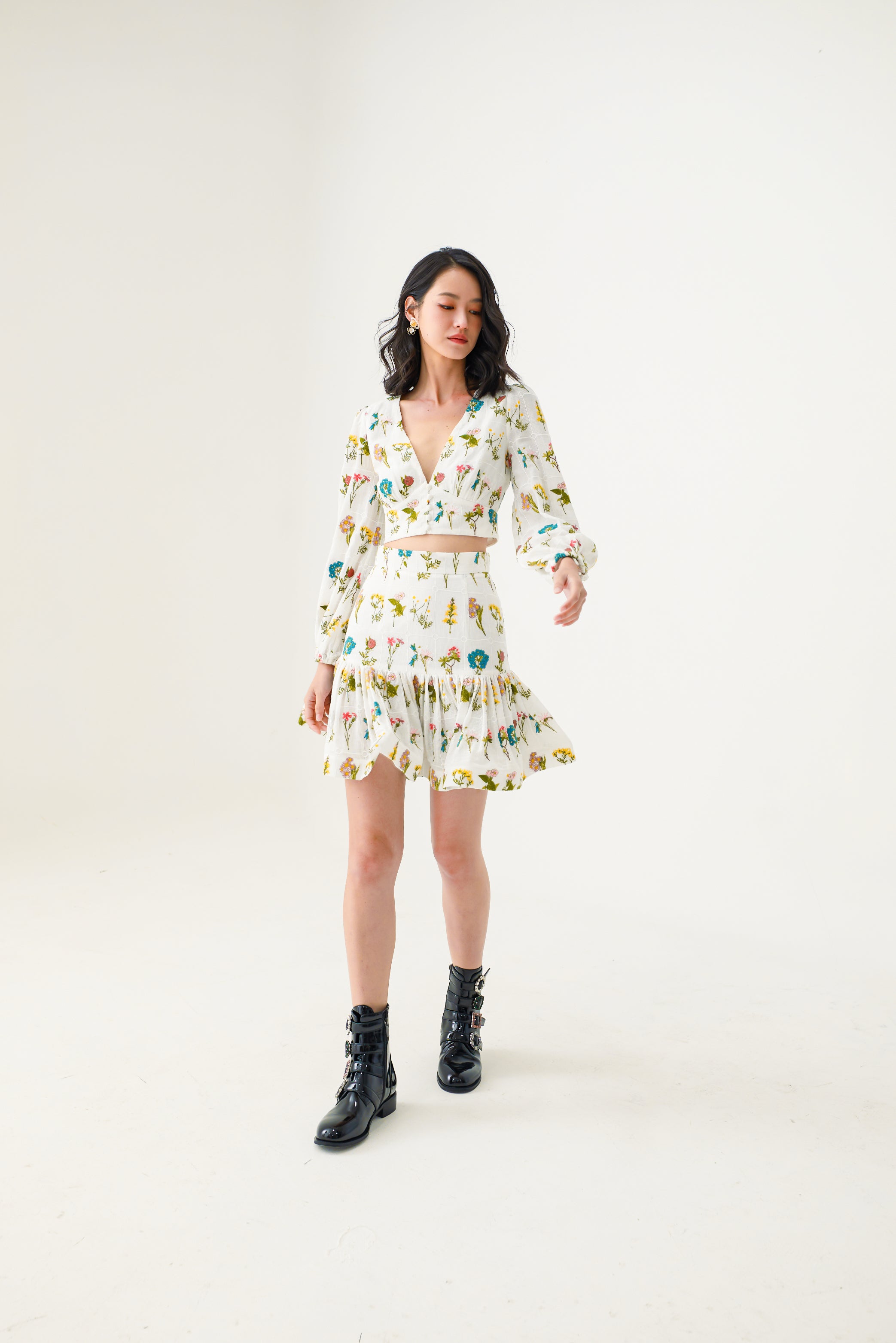 Estela White Floral Embroidery Skirt