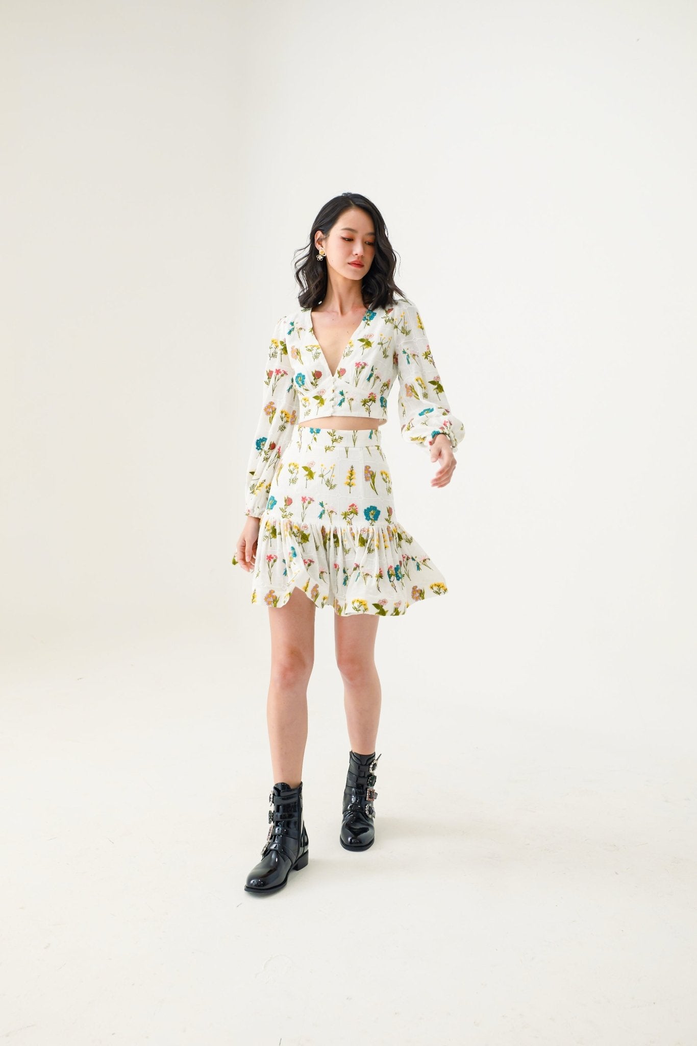 Estela White Floral Embroidery Skirt - Nimisski