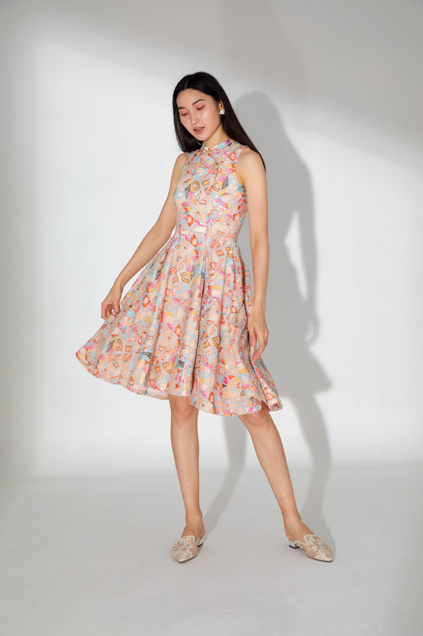 Freida Sleeveless Sequin Cheongsam