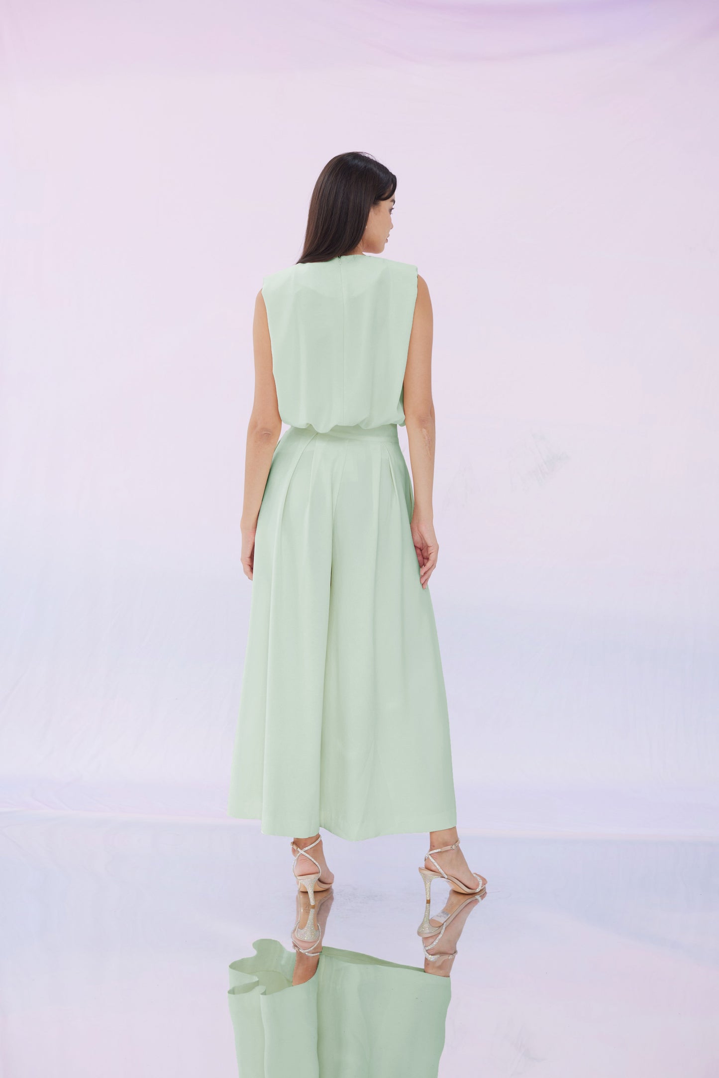 Elyssa Green Sleeveless Top